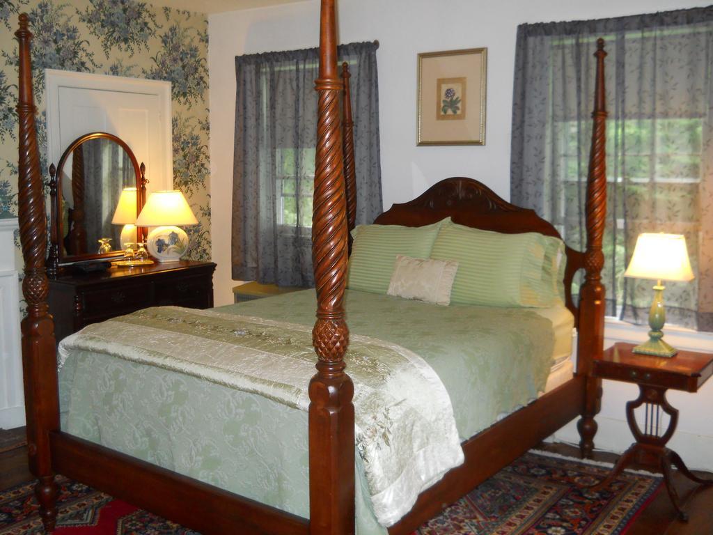 Centennial House Bed And Breakfast Northfield 외부 사진