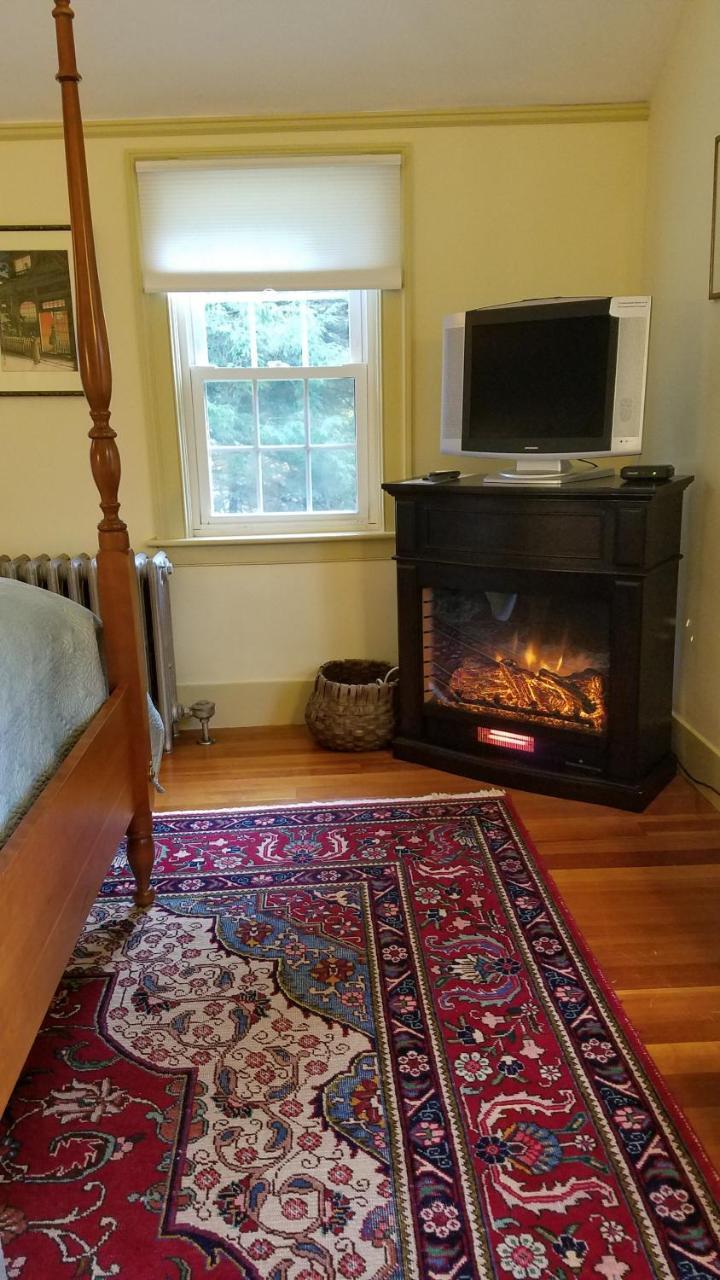Centennial House Bed And Breakfast Northfield 외부 사진