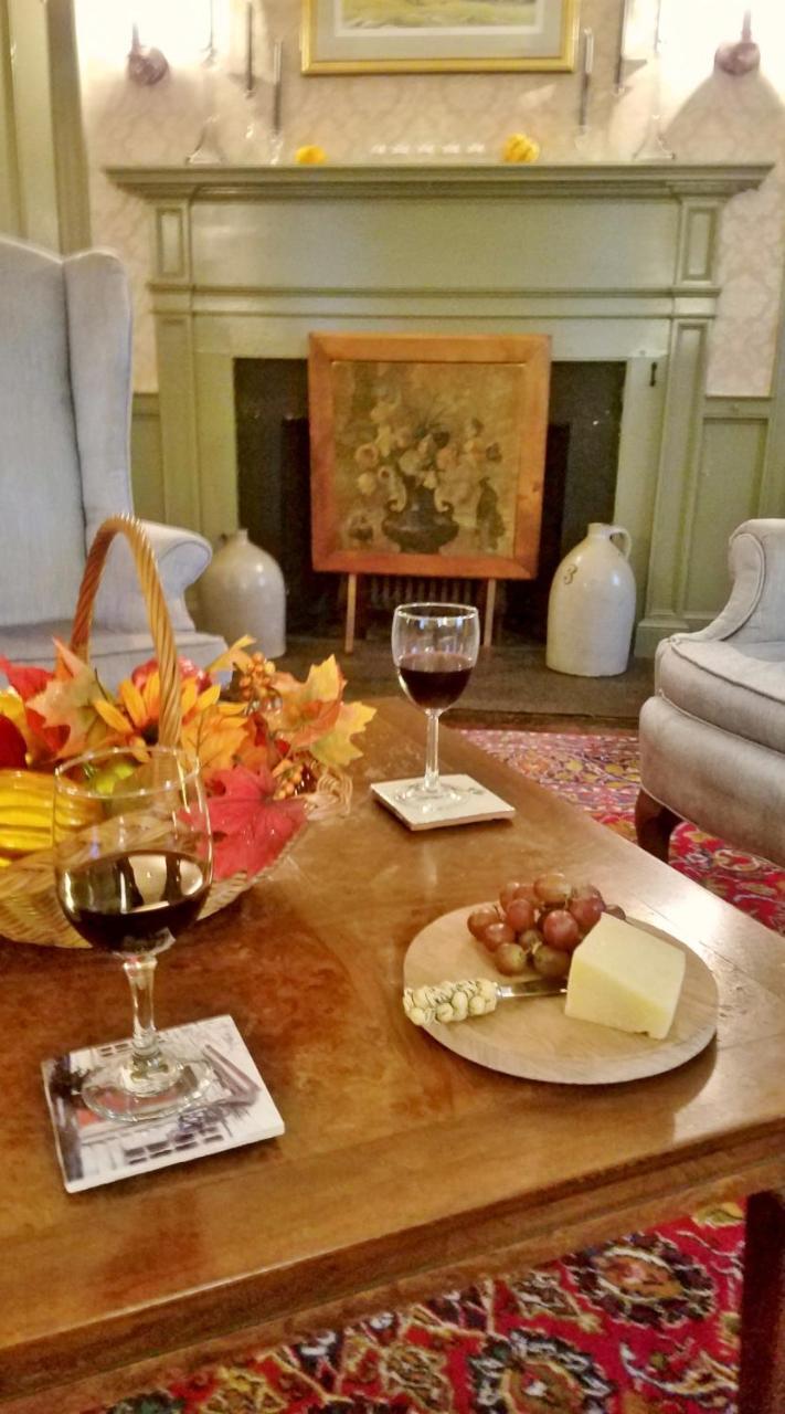 Centennial House Bed And Breakfast Northfield 외부 사진