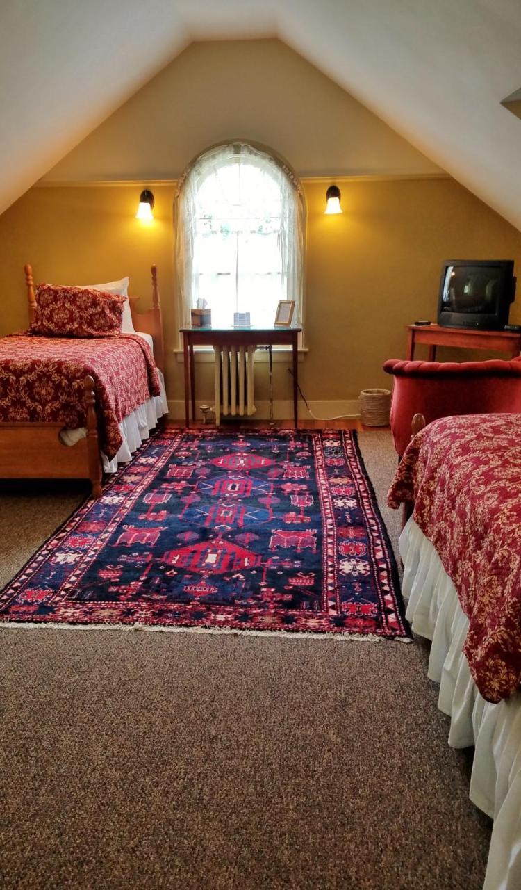 Centennial House Bed And Breakfast Northfield 외부 사진